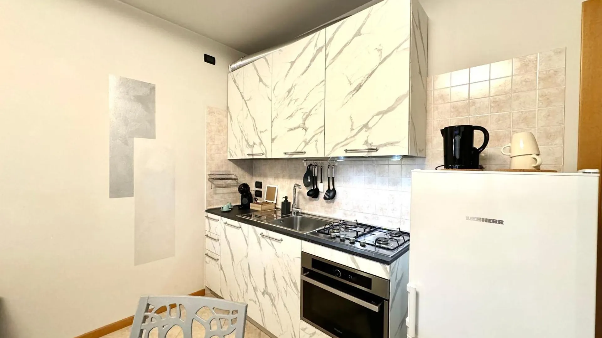Dimora Nicola A Due Passi Dal Lago Sirmione Apartment